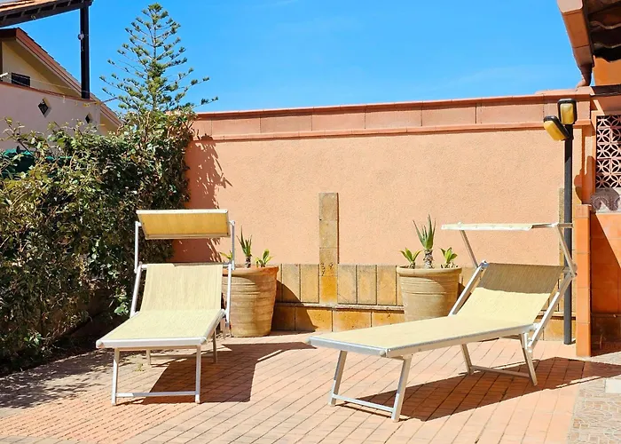 Σπίτι διακοπών Helle Mediterrane Mit Veranda Und Garten By Interhome Cefalù