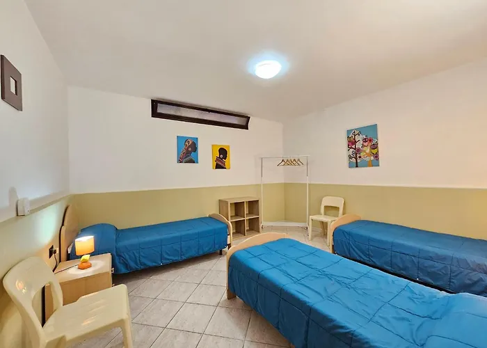 Helle Mediterrane Mit Veranda Und Garten By Interhome Cefalù