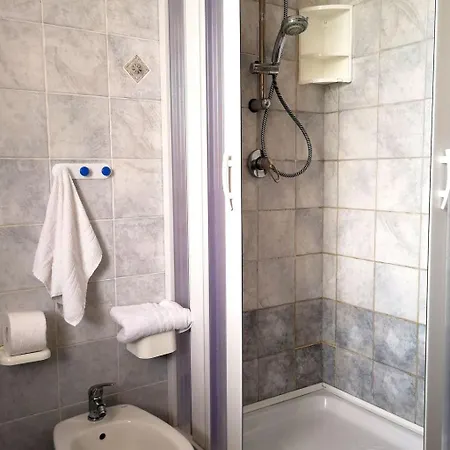 Vakantiehuis Helle Mediterrane Mit Veranda Und Garten By Interhome *