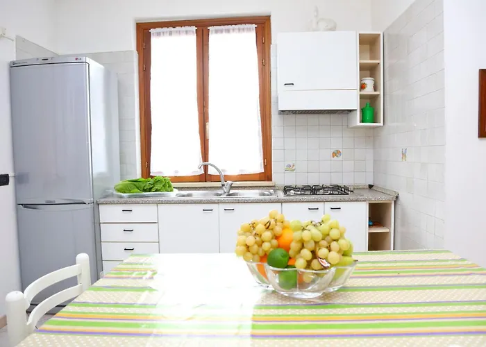 Helle Mediterrane Mit Veranda Und Garten By Interhome